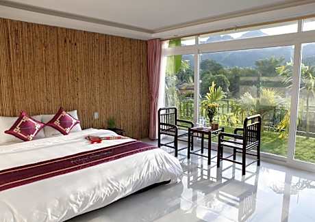 Deluxe Single Room with Mountain and Valley View