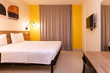 STANDARD COUPLE PNE CAPACITY 01