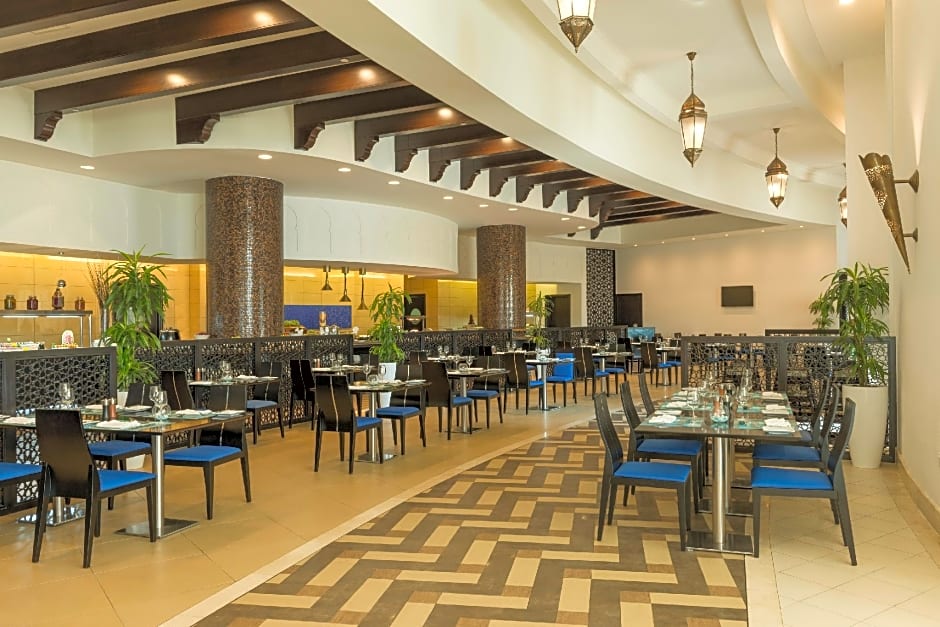 Bahi Ajman Palace Hotel