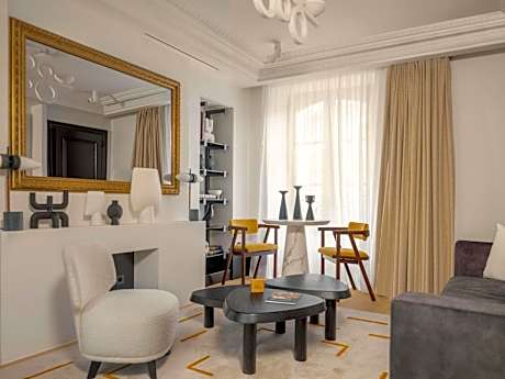 One-Bedroom Standard Apartment