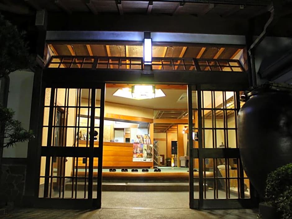 Atami Onsen Sakuraya Ryokan