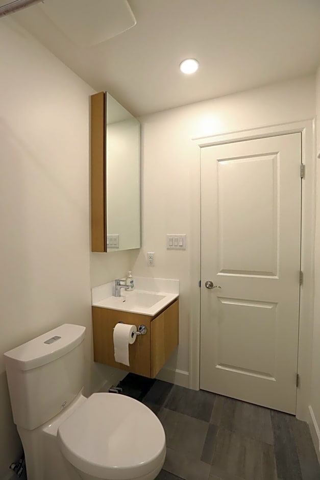 Vancouver Traveller B&B