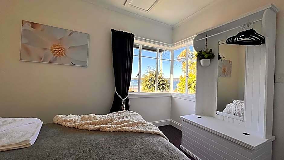 Smugglers Rest Apartments