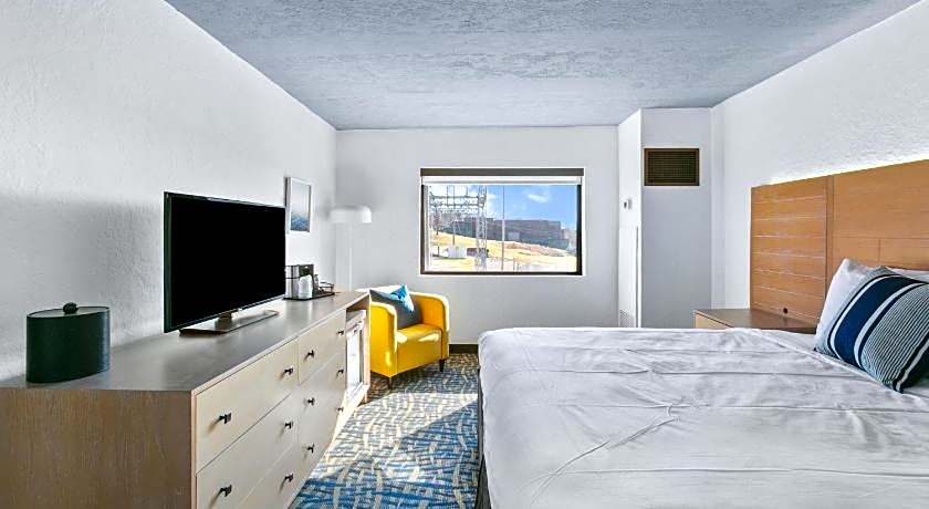 Mulberry, a Wyndham Hotel