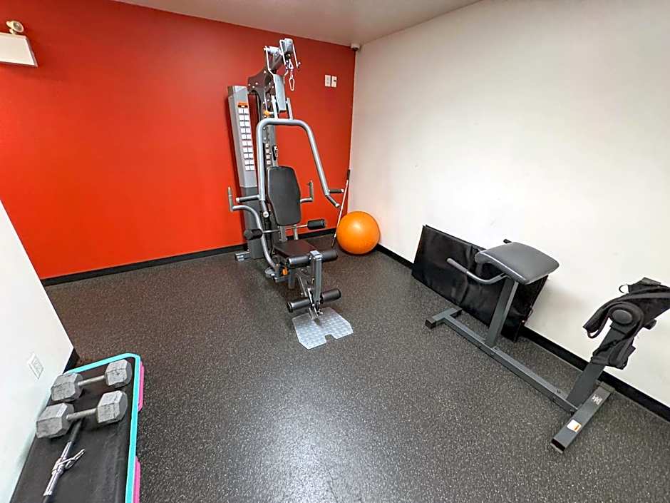 Ramada by Wyndham Sherwood Park