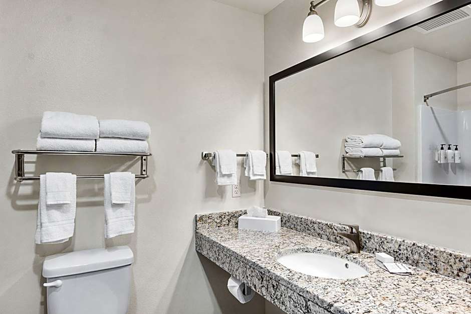 Cobblestone Hotel & Suites - Denmark