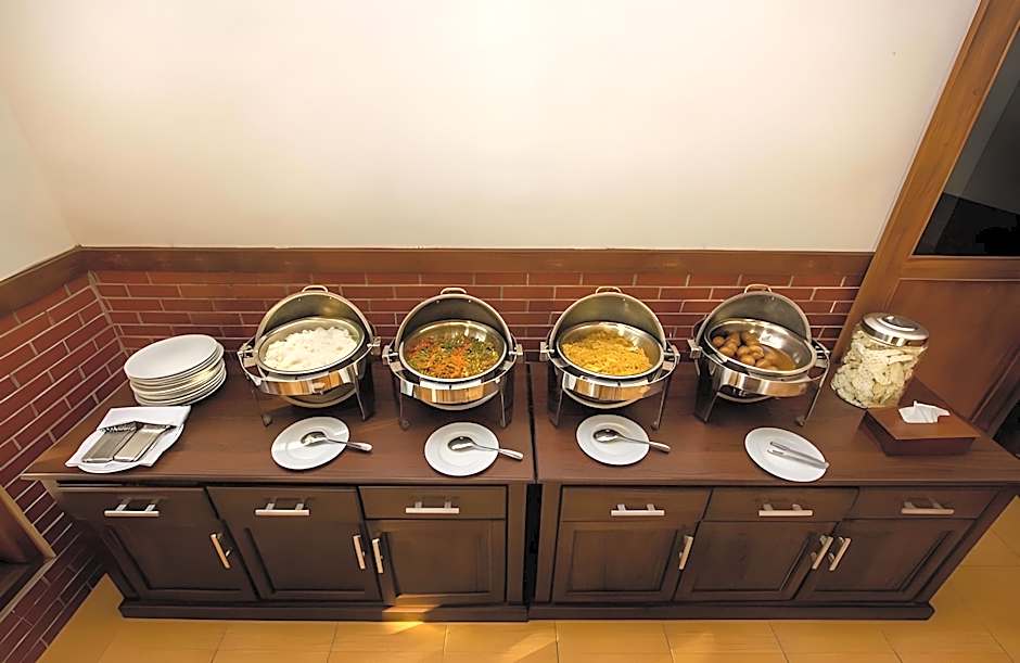 Urbanview Sasono Putro Condongcatur by RedDoorz