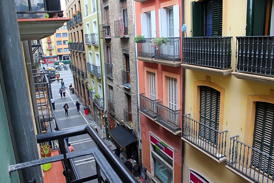 El Camino Urban Rooms