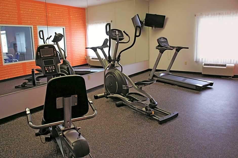 La Quinta Inn & Suites by Wyndham Orange