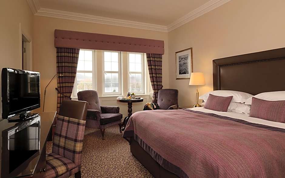 Macdonald Forest Hills Hotel & Spa