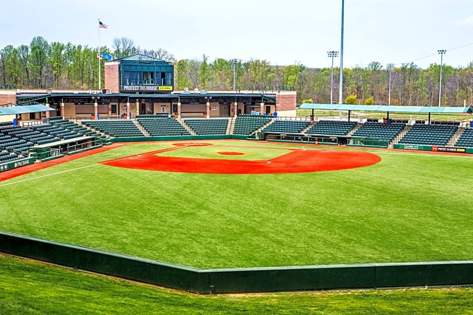 Courtyard by Marriott Aberdeen At Ripken Stadium