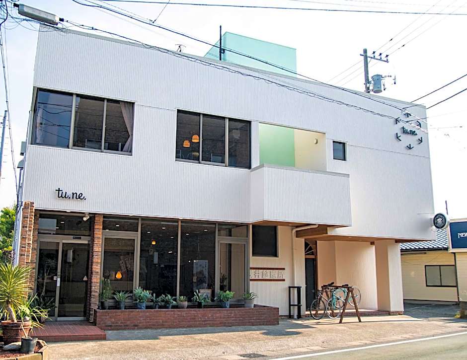 tu.ne.Hostel