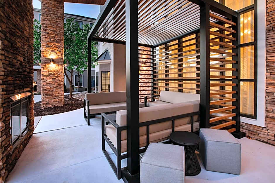 Staybridge Suites Omaha 80th and Dodge By IHG