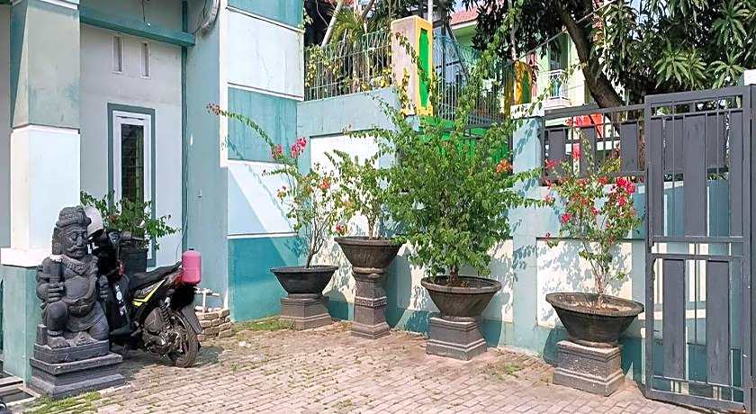 Acintyya Homestay Syariah RedPartner