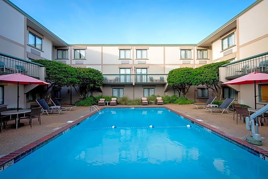Cabot Lodge Jackson North