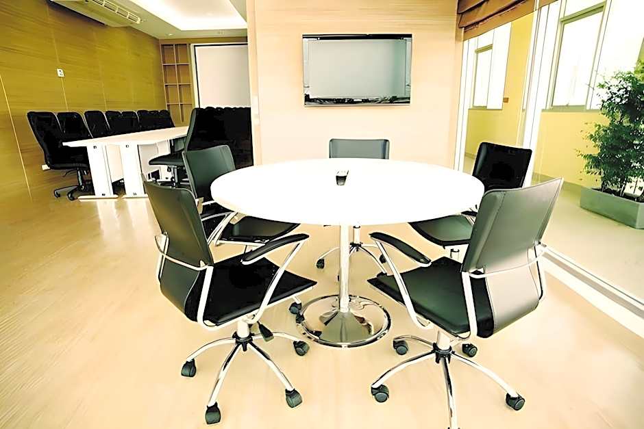 Olive Hotel & Residence Bangkok Sukhumvit 101 near True Digital Park