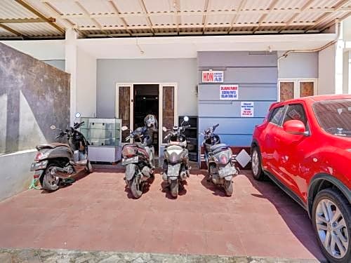 OYO 3995 Airport Village Juanda