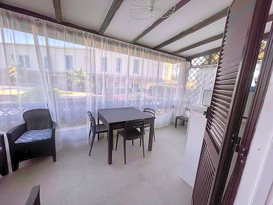 Kyria Luxury Apartment