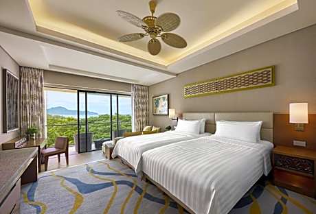 Garden Wing Deluxe Twin Room with Sea View