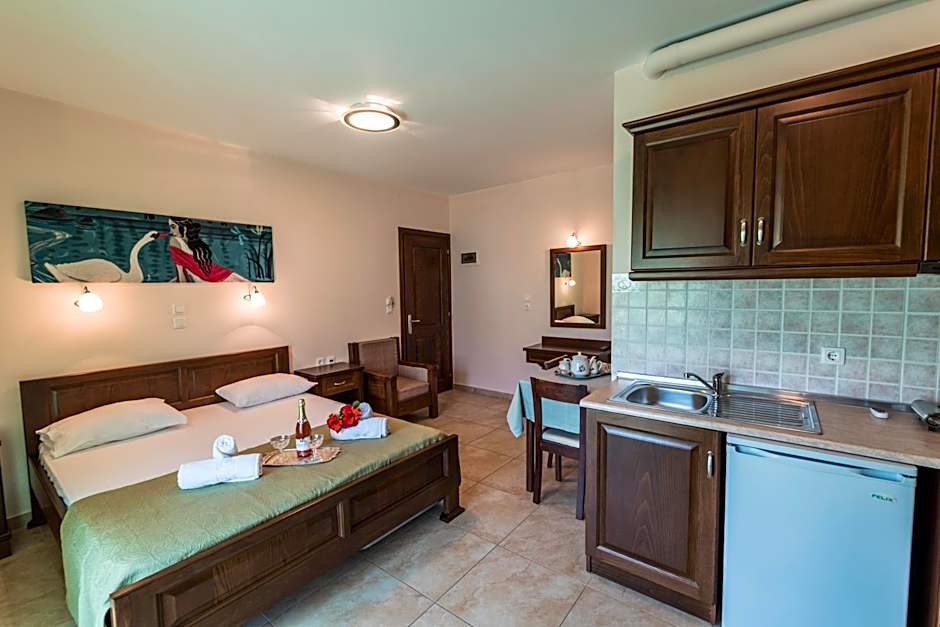 Zeus Apartments