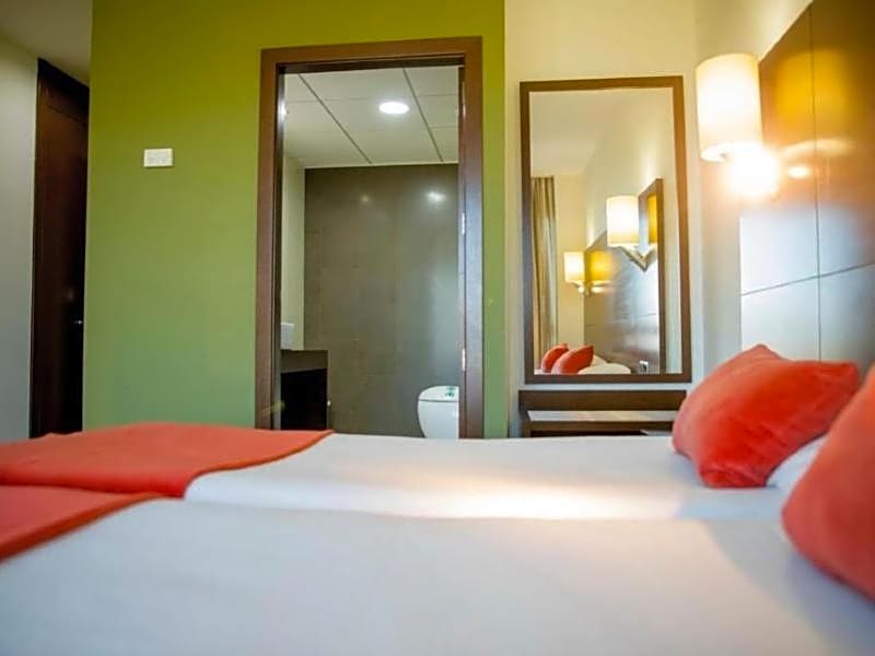 Hospedium Hotel Valles de Gredos Golf