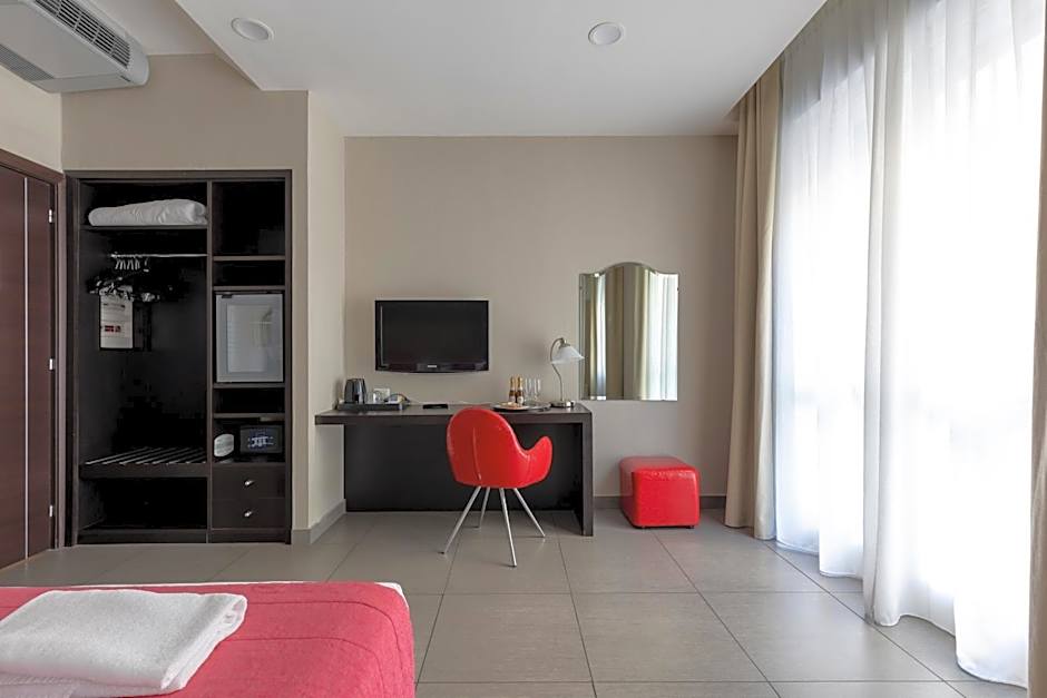 Napolit'amo Hotel Medina