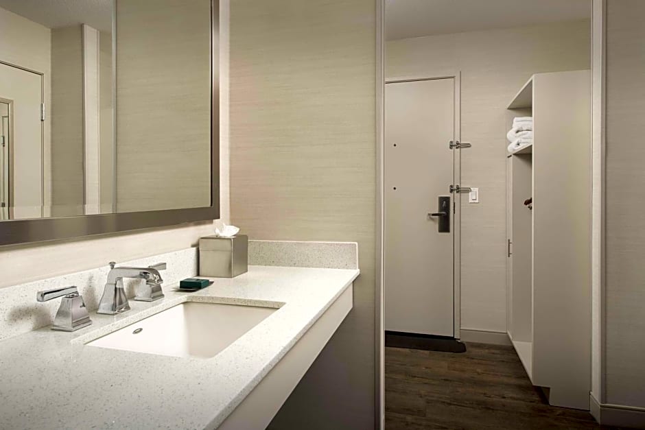DoubleTree By Hilton North Salem