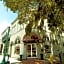 Oak Park Inn