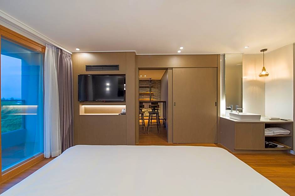 Dignity Hotel