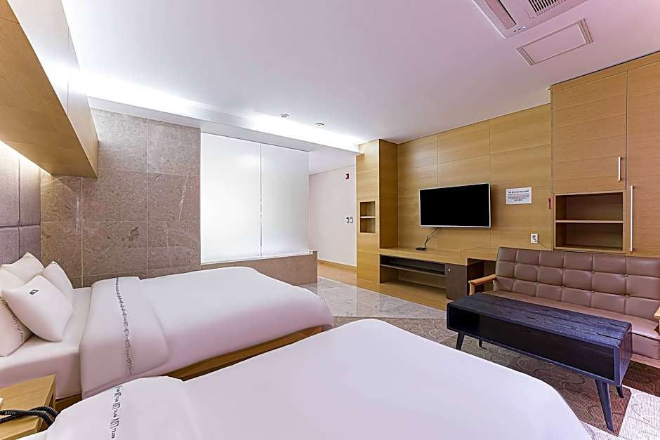 Business Design Hotel Luv
