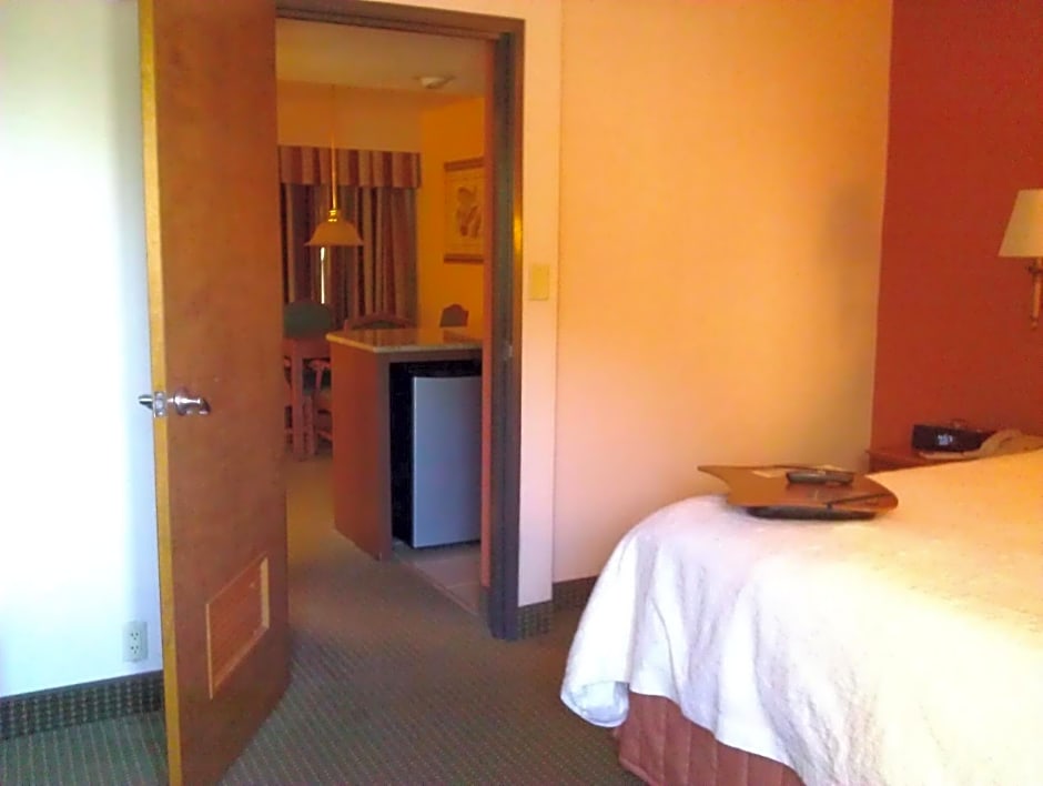 AmericInn by Wyndham Omaha