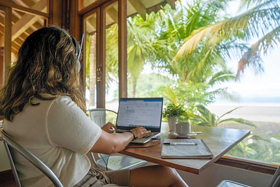 Villa Marina Lodge & Condos