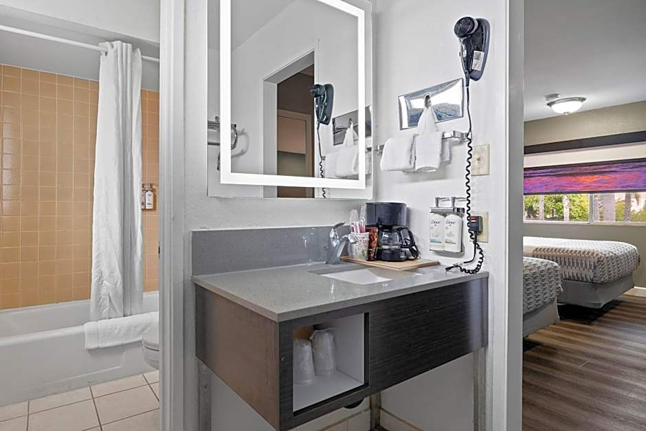 Hotel Palmeras Chula Vista