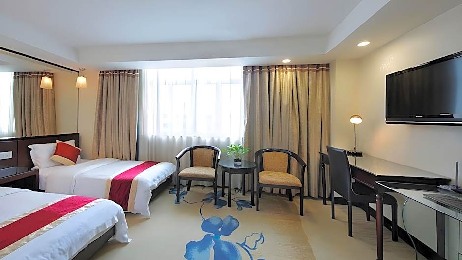 New World Hotel