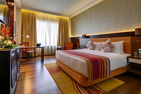 Deluxe Room - 2 Single Beds 36SQM Pool View Free WiFi Shower
