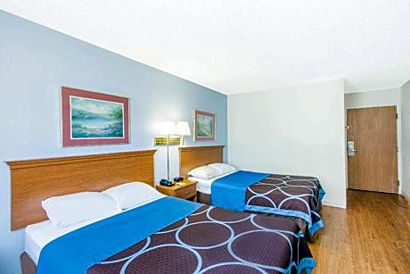 2 Double Beds Non-Smoking