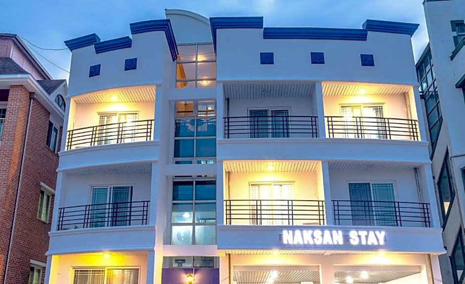 Naksanstay