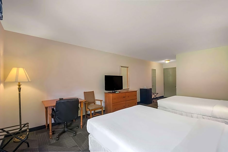 SureStay Plus Hotel by Best Western Berkeley Springs