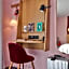MOB HOTEL Paris Les Puces