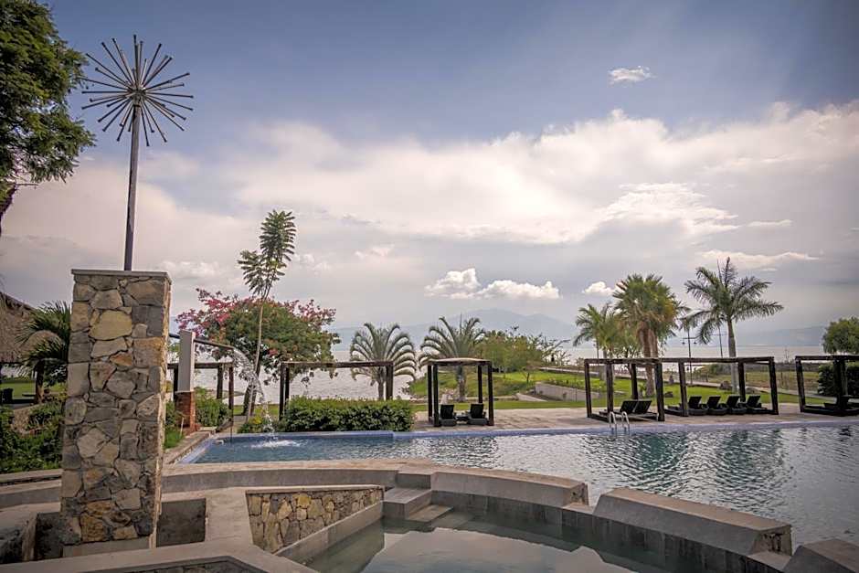 Nimue Marina Residence