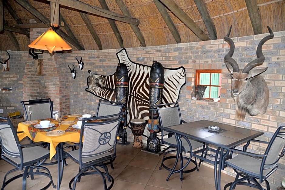 Porcupine Game Lodge & Incanda Safaris