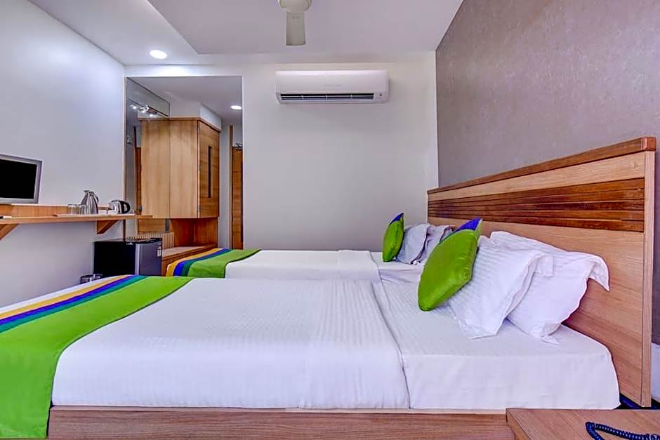 Treebo Admiral Suites New Usmanpura