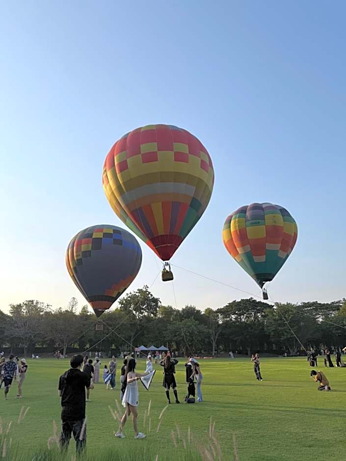 Labkoff cafe and Hostel