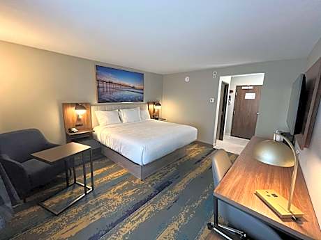 King Standard Room, Non-Smoking