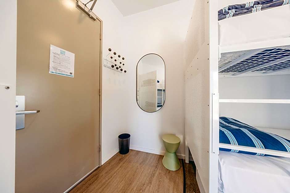 Maze Backpackers - Gold Coast