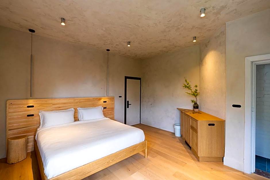 In The Brick Spa And Hotel