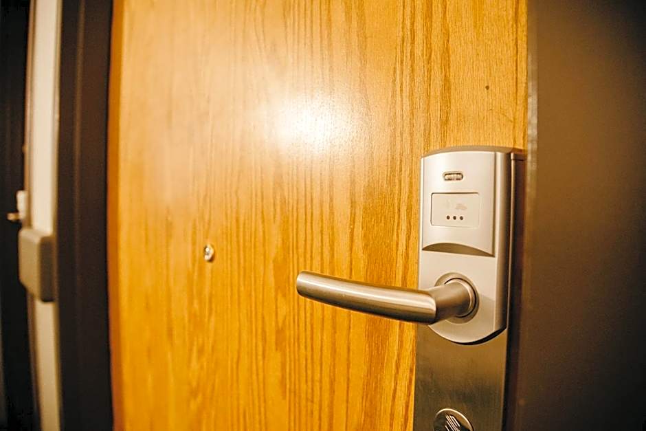 Super 8 by Wyndham Revelstoke BC