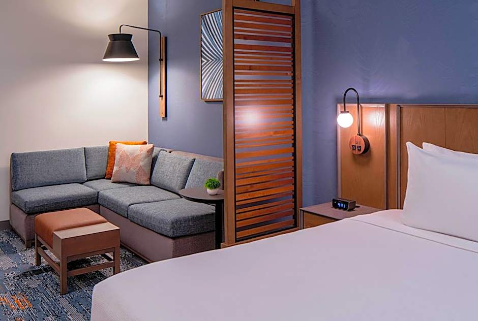 Hyatt Place Tampa Downtown