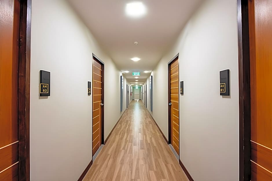 The living Hotel Samutprakan