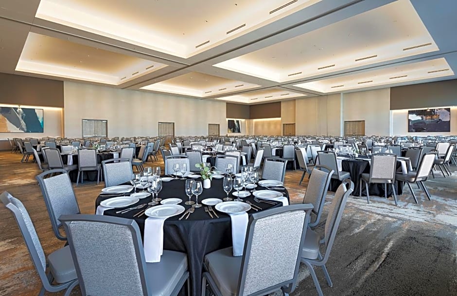AC Hotel by Marriott Waco Downtown
